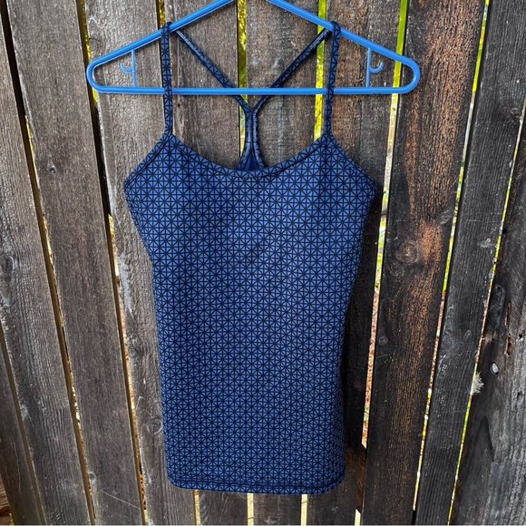 Lululemon Tri Geo Inkwell Black Power Y Luon Racerback Top Sz 6 - Picture 5 of 15